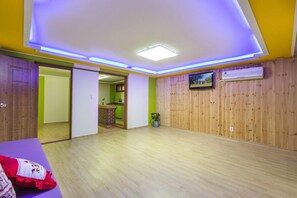 Décoration personnalisée, ameublement personnalisé, Wi-Fi gratuit