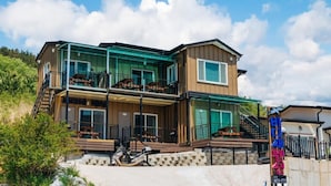 Exterior - Badasae Pension (Yeongdeok)