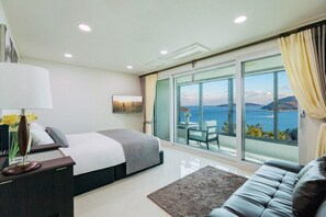 Decoración personalizada, muebles diferentes y wifi gratis