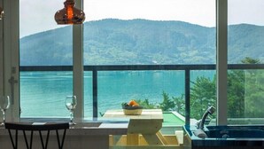 Free WiFi, individually decorated, individually furnished, bed sheets - Arco Poolvilla Pension (Geoje)