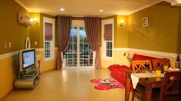 Chambre (Chardonnay) | Décoration personnalisée, ameublement personnalisé, Wi-Fi gratuit