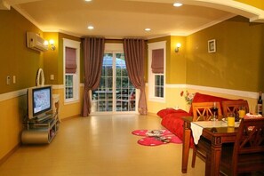 Chambre (Chardonnay) | Décoration personnalisée, ameublement personnalisé, Wi-Fi gratuit