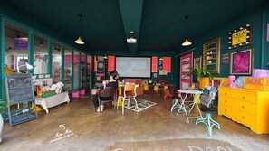 Individually decorated, individually furnished, free WiFi, bed sheets - Las Blancas Pension (Gapyeong)