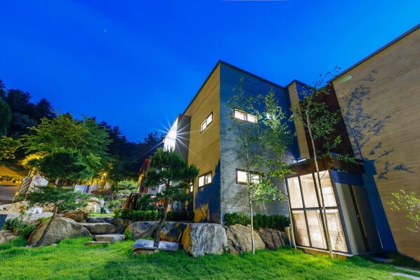 Exterior - Gallery 774 (Gapyeong)