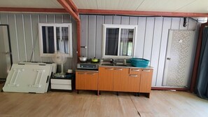 Room (Group Room) | Free WiFi, bed sheets - Wondumag Minbak (Gapyeong)