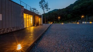 Exterior - Bluemoon Camping Site (Gapyeong)