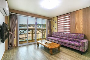 Zimmer (205) | Kostenloses WLAN, Bettwäsche