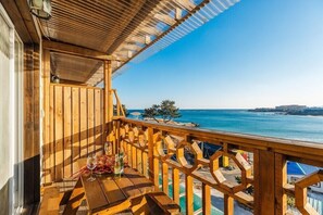 Room (203) - Sky Pension (Pohang)