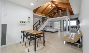 Room (201 (Duplex, Two beds)) | Free WiFi, bed sheets - Ekllim Pension (Gyeongju)