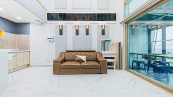 Zimmer (205) | Kostenloses WLAN, Bettwäsche