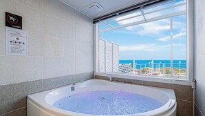 Room (103) | WiFi (free), bed sheets - Bawi Pension (Pohang)