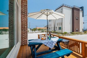 Room (1-dong 102) | Free WiFi, bed sheets - Maggiore Pension 1 (Pohang)