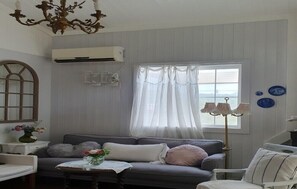 ルーム (Shabby white) | WiFi (無料)、ベッドシーツ