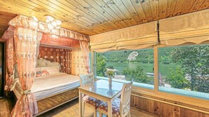 Room (Myeongwol 4) - Cheungpungmyungwol Pension (Gapyeong)