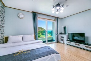 Free WiFi, bed sheets - Beach castle hotel & resort (Tongyeong)