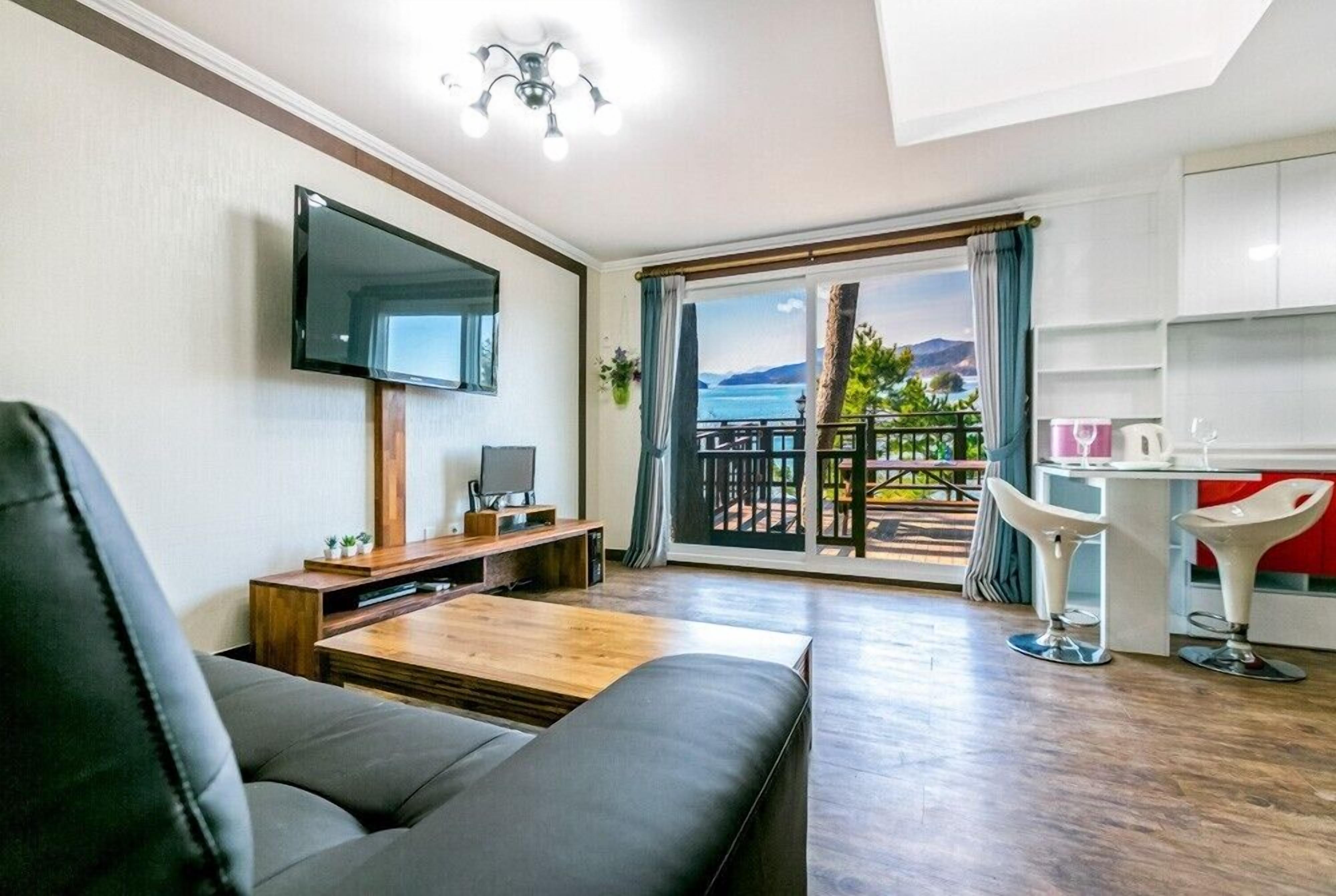 Zimmer (Beach-dong 101)