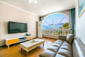 Free WiFi, bed sheets - Beach castle hotel & resort (Tongyeong)
