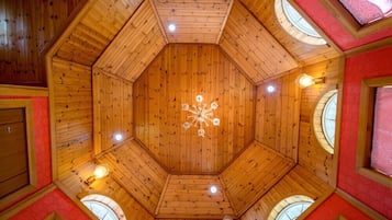 Room (C205) | Free WiFi, bed sheets