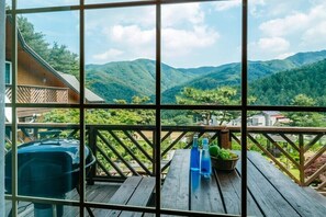 免费 WiFi、床单