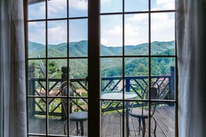 免费 WiFi、床单