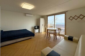 Kamer (Byuksul Bongju) | Gratis wifi, beddengoed