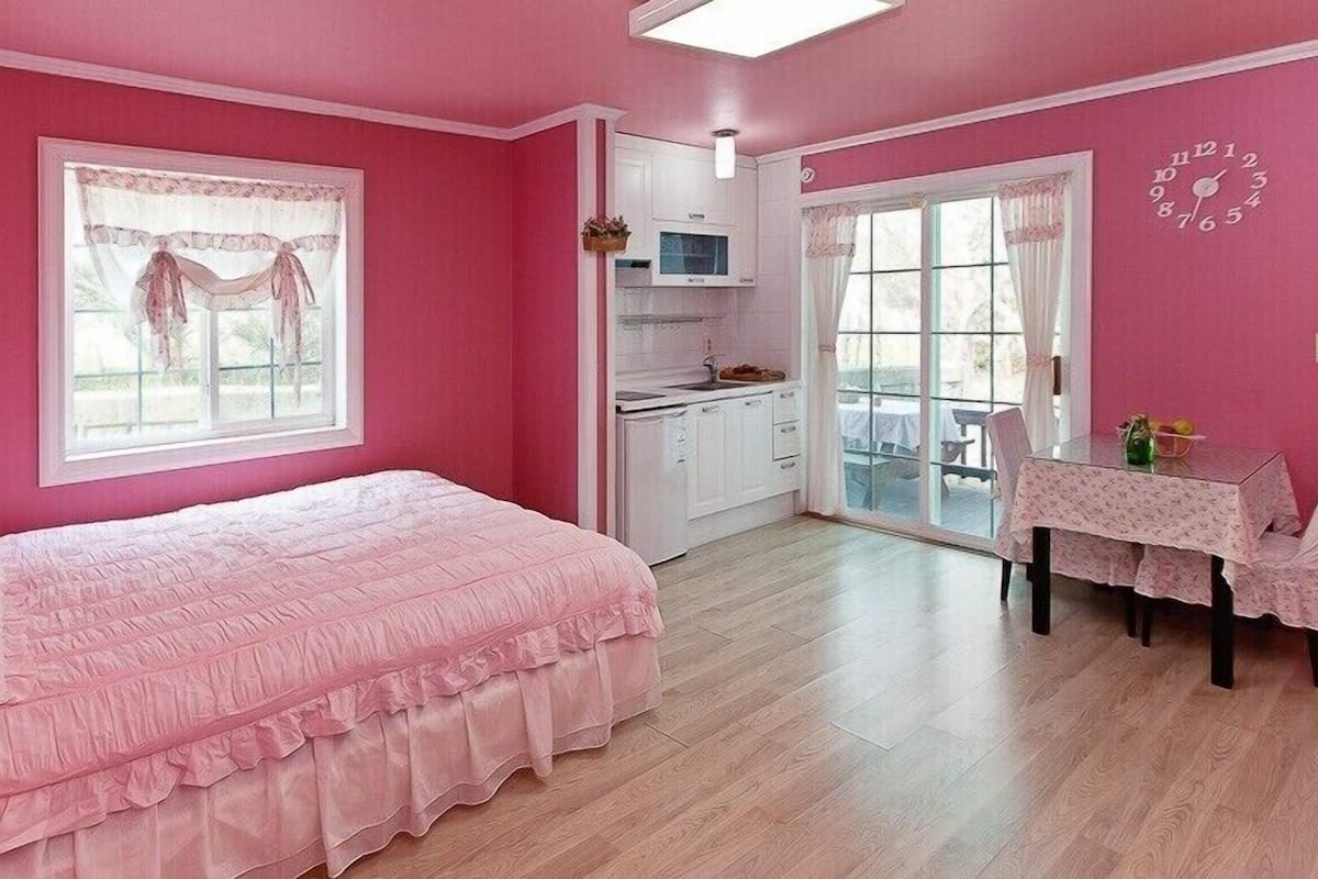 Room (Gounbyul) | Free WiFi, bed sheets