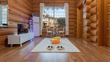 Zimmer (Heungbok) | Kostenloses WLAN, Bettwäsche