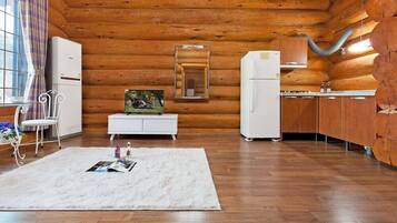 Zimmer (Sarang) | Kostenloses WLAN, Bettwäsche