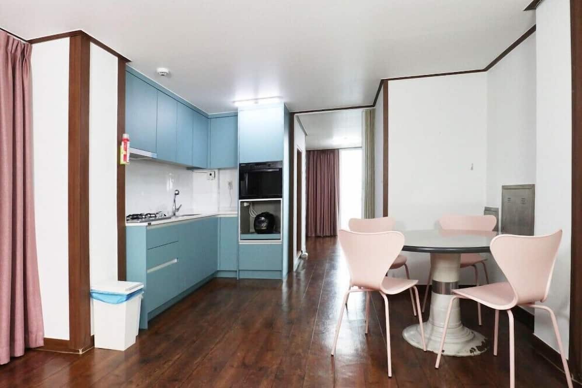 Habitación (101) | Wifi gratis y ropa de cama