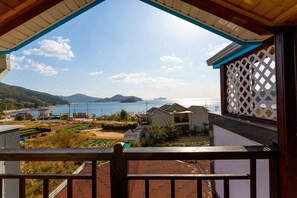 Habitación (Chungpodo) | Wifi gratis y ropa de cama 