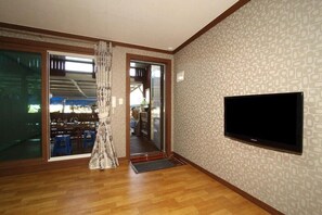 Free WiFi, bed sheets - Jeongwon Pension (Pohang)