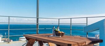 Nuri (Blue Road Town Pension