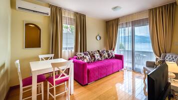 Flat-screen TV, toys