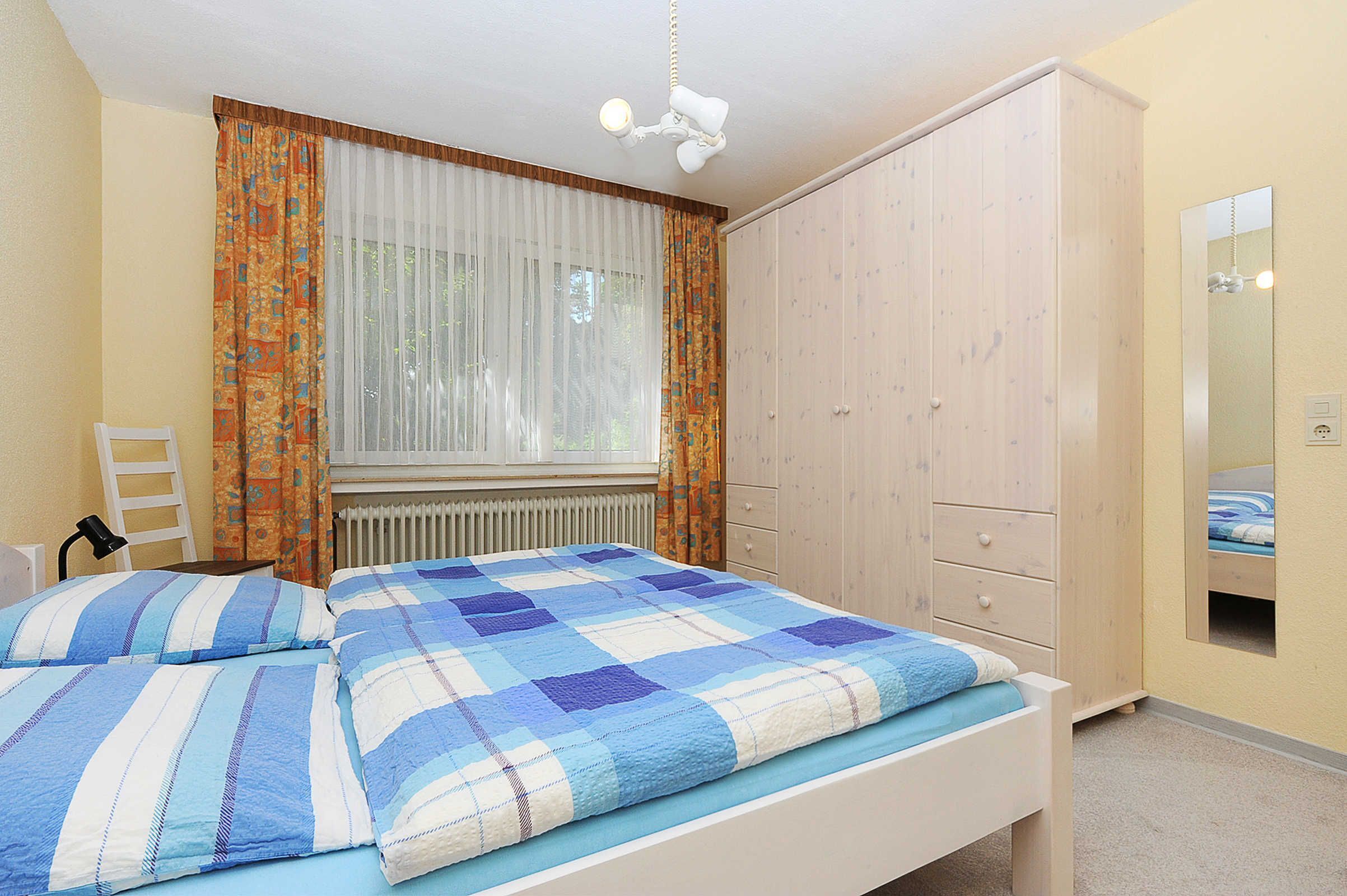 3 chambres, lit parapluie, draps fournis