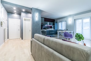 Apartment, 2 Bedrooms | Living area | Flat-screen TV - Family Apartments Verdi (Trento)