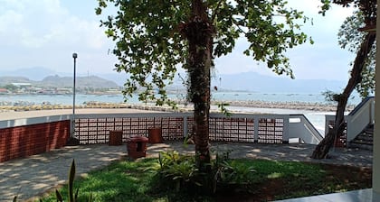 Bunga Ayu Seaside Resort