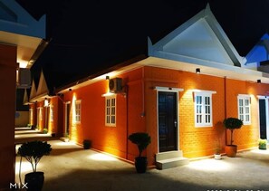 Exterior - Sunrise Square Motel (Yangon)