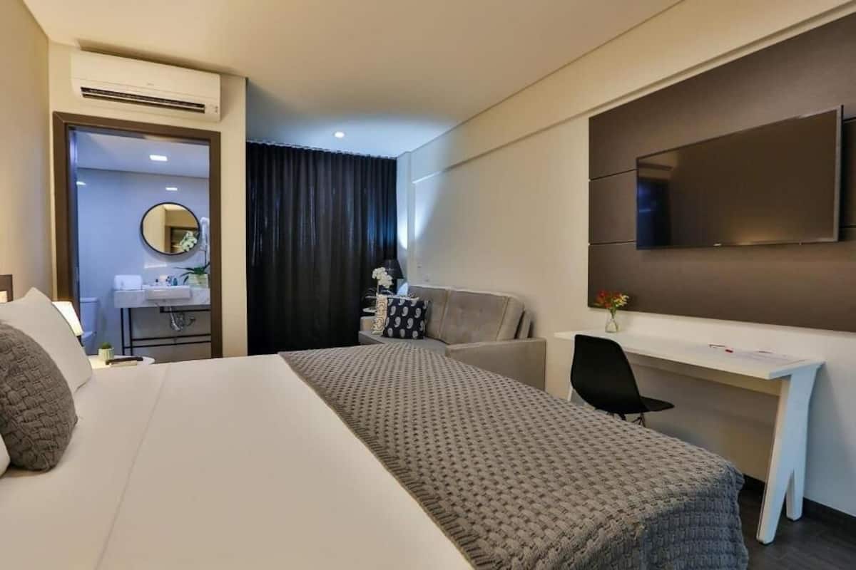 Minibar, in-room safe, desk, laptop workspace