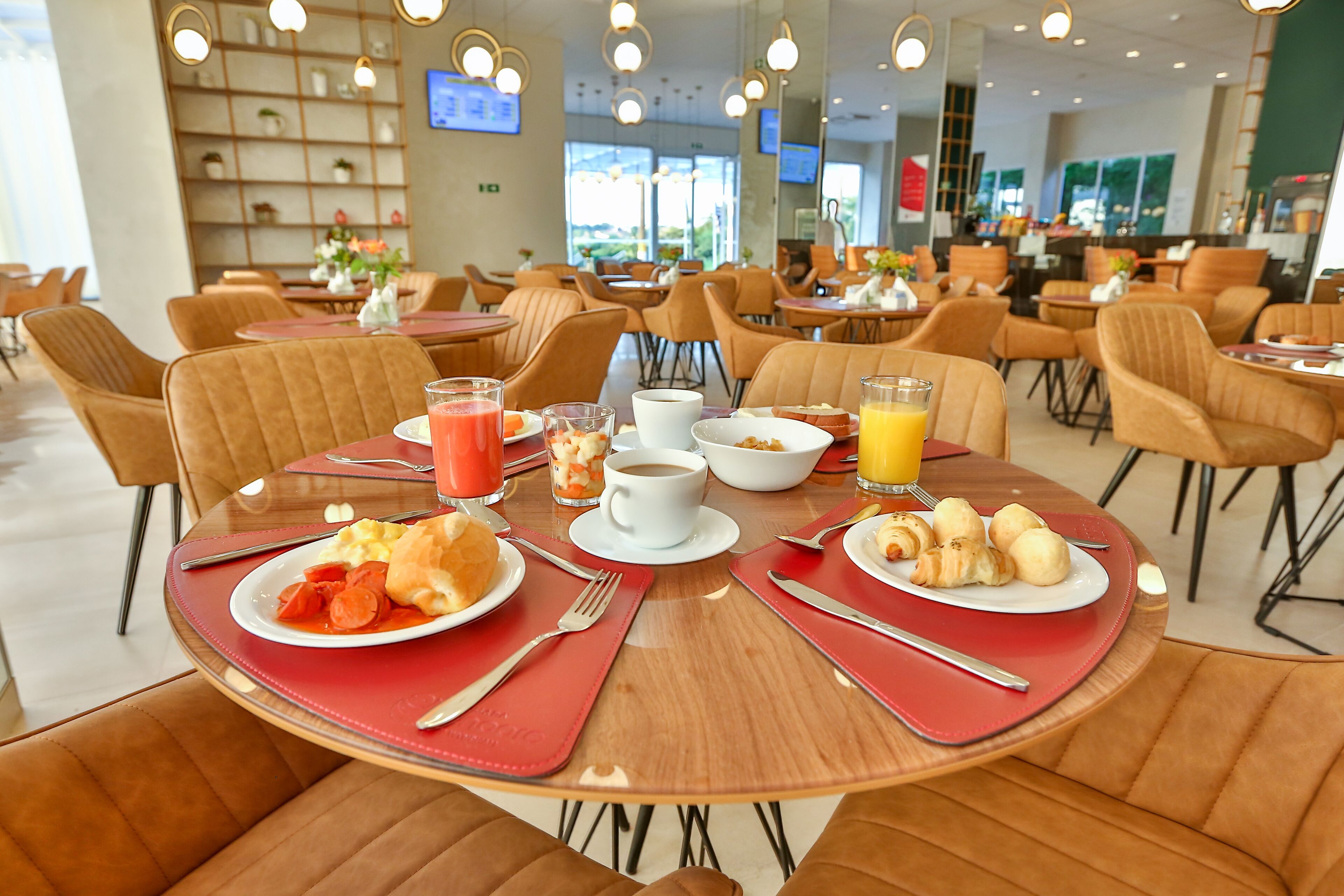 Desayuno buffet incluido los fines de semana
