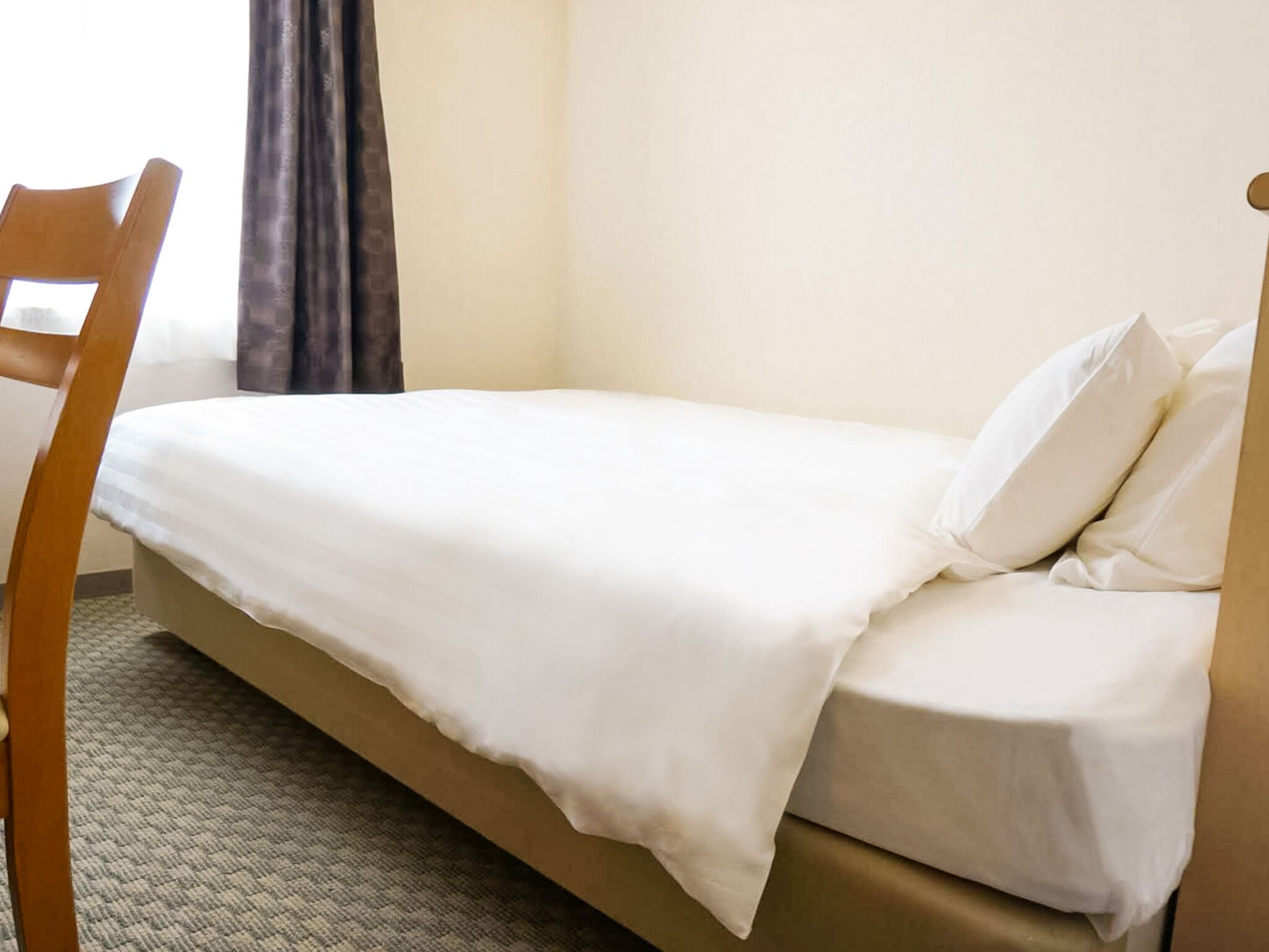 1 bedroom, desk, free WiFi, bed sheets