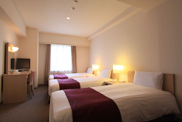 1 bedroom, desk, free WiFi, bed sheets