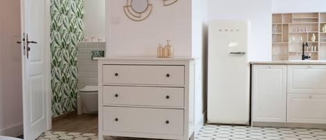 Studio | Living area