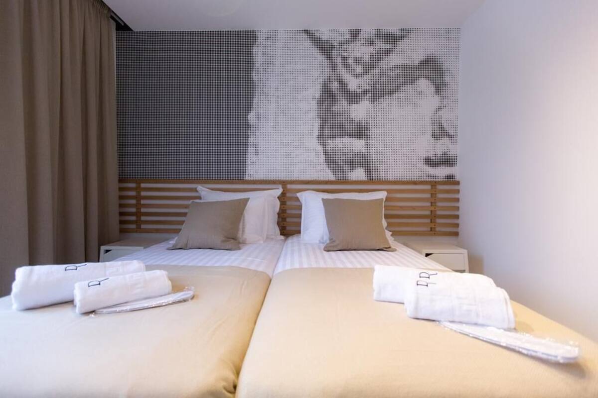 Literie de qualité supérieure, coffres-forts dans les chambres