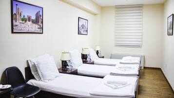 Double or Twin Room | In-room safe, iron/ironing board, free WiFi