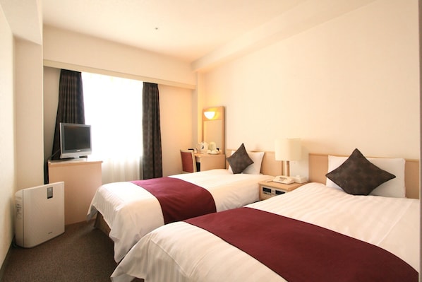 1 bedroom, desk, free WiFi, bed sheets