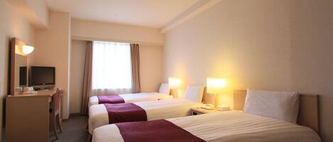 1 bedroom, desk, free WiFi, bed sheets