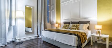 Apartment, 2 Schlafzimmer | Zimmersafe, Schreibtisch, laptopgeeigneter Arbeitsplatz