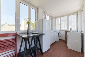 Apartment, 1 Schlafzimmer, Terrasse | Eigene Küche | Großer Kühlschrank, Ofen, Herdplatte