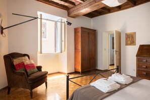 Apartment, 2 Schlafzimmer | 2 Schlafzimmer, kostenloses WLAN, Bettwäsche