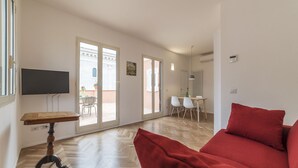 Studio, Terrace, City View | Living area - Pellegrino 11 (Rome)